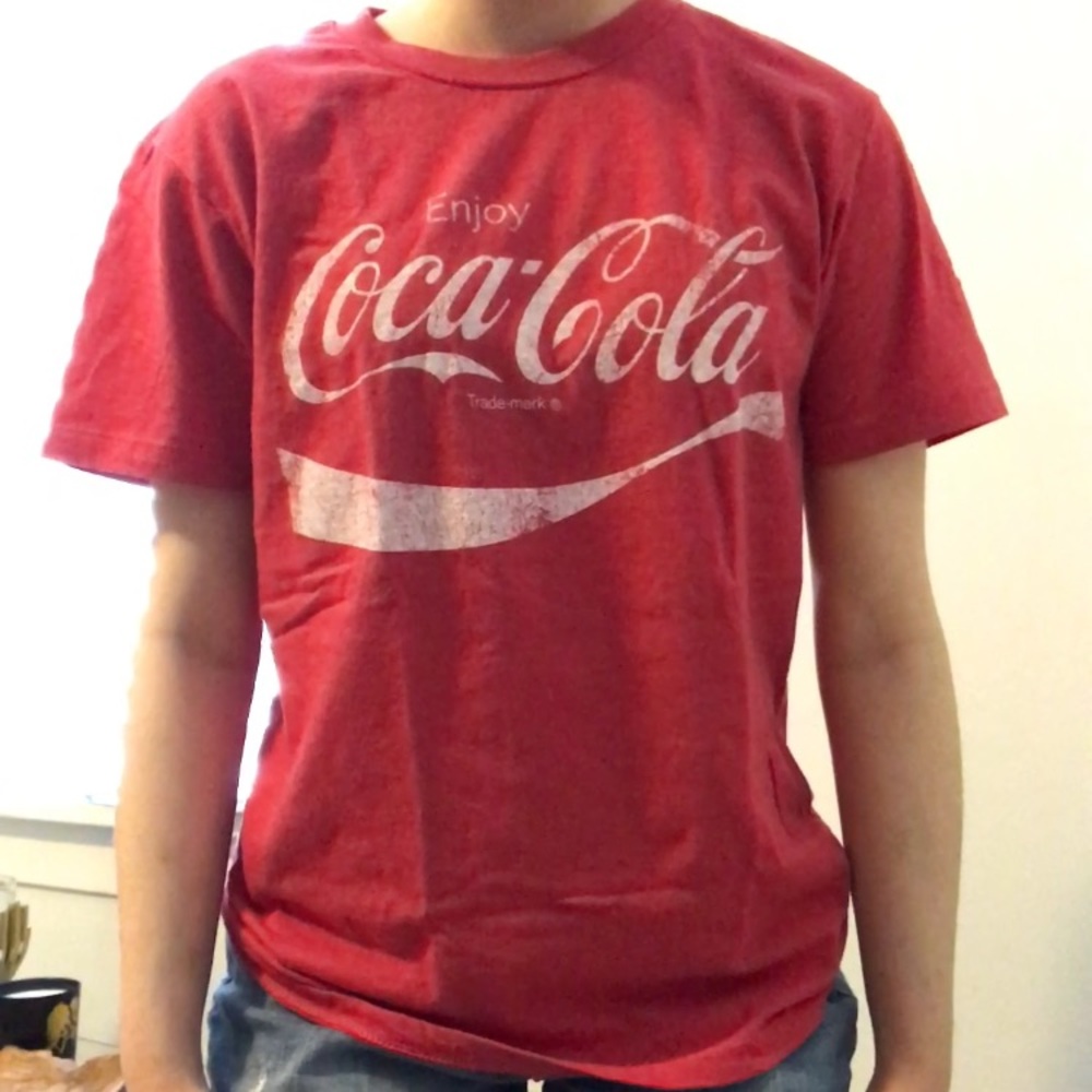 Coca-cola graphic tee